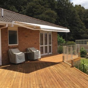 Llaza Monobloc with custom soffit mount brackets