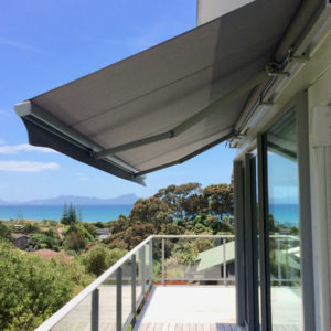 Deck with glass balustrade with Horizon Monobloc 3m x 2m Awning